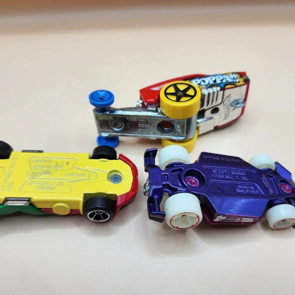 Hot Wheels Diecast Lot 2012 DC Universe Robin Poppa Wheelie Arrow Dynamic - Nice